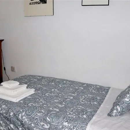2 Bedrooms House With Balcony And Wifi At Resende